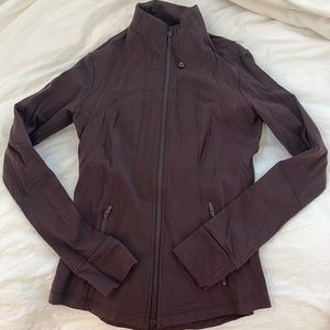 Lululemon define jacket size 6 in deep wine color